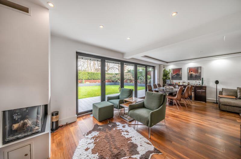 Additional property image - Russell Hill Road, West Purley