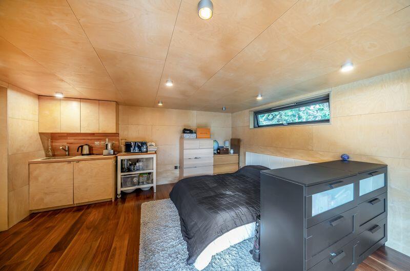 Additional property image - Russell Hill Road, West Purley