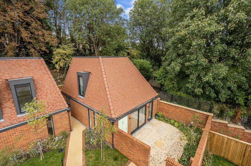 Additional property image - Maplehurst Square, The Grove, Coulsdon