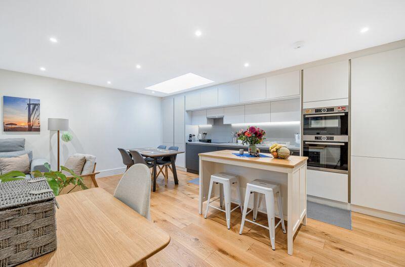 Additional property image - Foxley Lane, West Purley