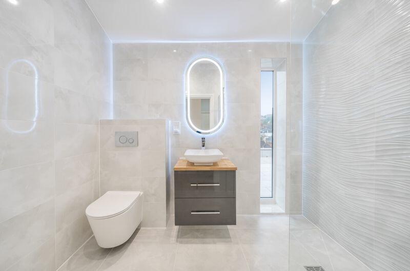 Additional property image - Hartley Hill, Purley