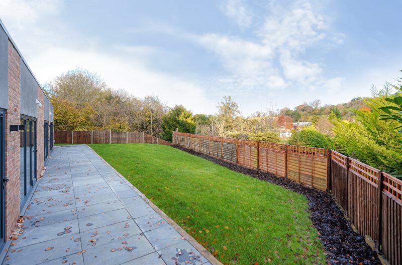 Additional property image - Hartley Hill, Purley