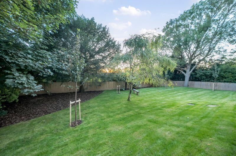Additional image 13 of Hillview Place, Higher Drive, Purley