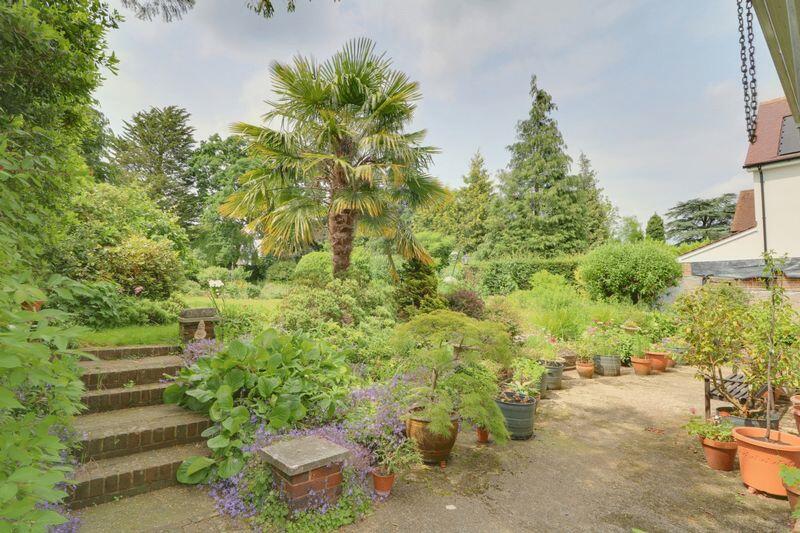 Additional property image - Manor Wood Road, West Purley