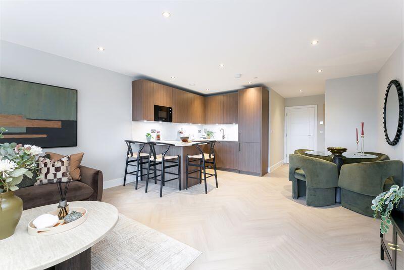 Main image of property: 88 Riddlesdown Road, Purley