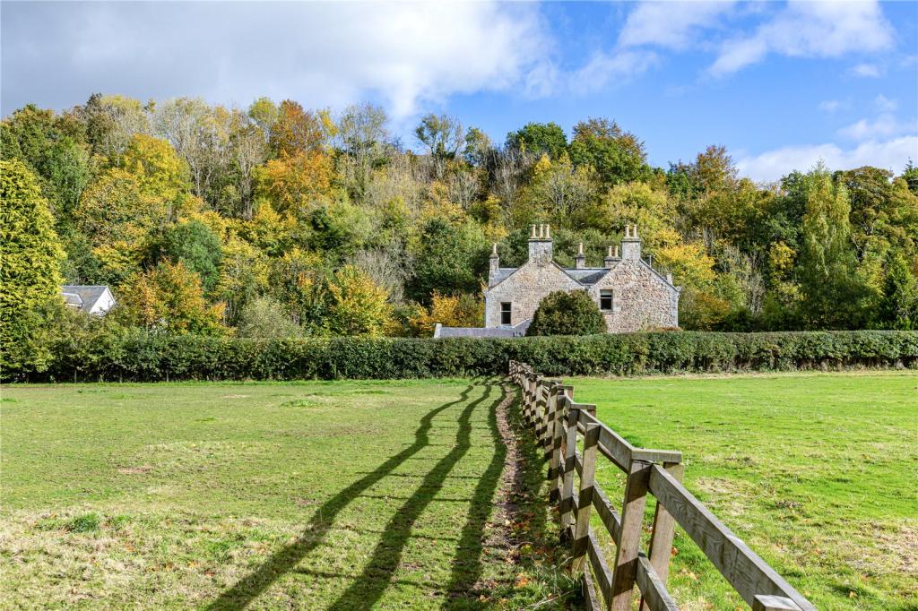 5 bedroom detached house for sale in Inchbonny House, Jedburgh