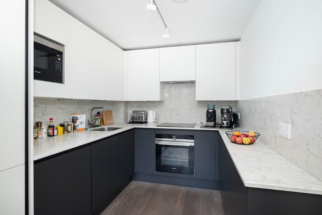 Main image of property: Pitfield Street, London, N1