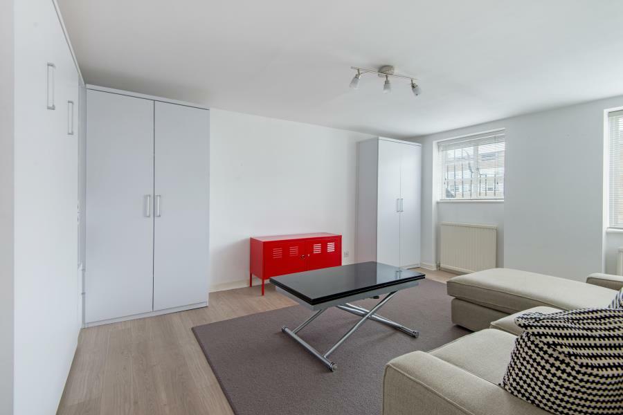 Main image of property: Sussex Gardens, Hyde Park, W2