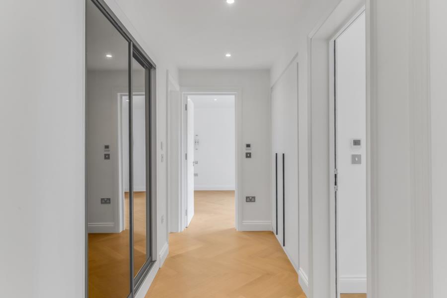 Main image of property: Beechcroft Avenue, Golders Green, NW11