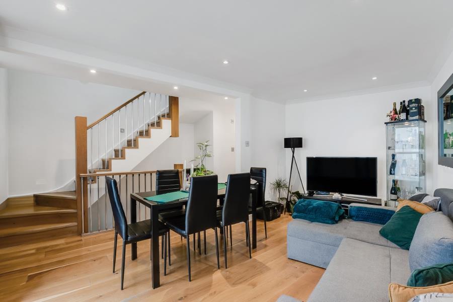 Main image of property: Fortune Green Road, West Hampstead, NW6