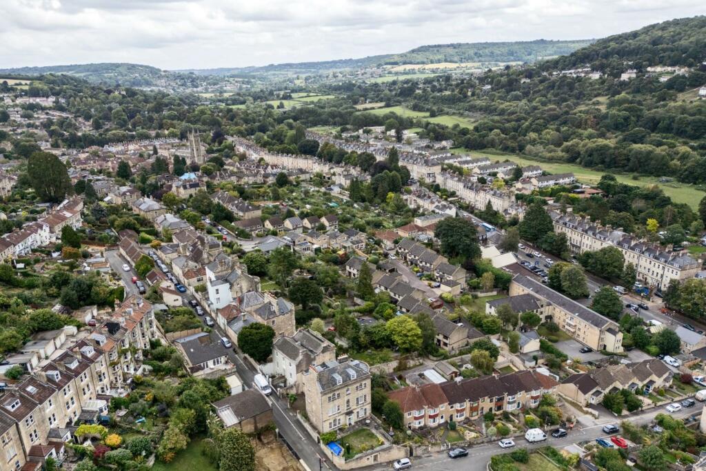 Additional property image - Upper East Hayes, Bath