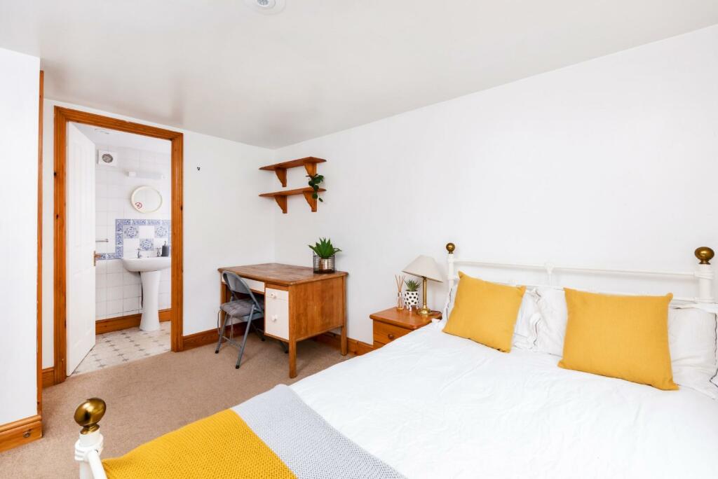 Additional property image - The Coach House, Lambridge Street, Bath