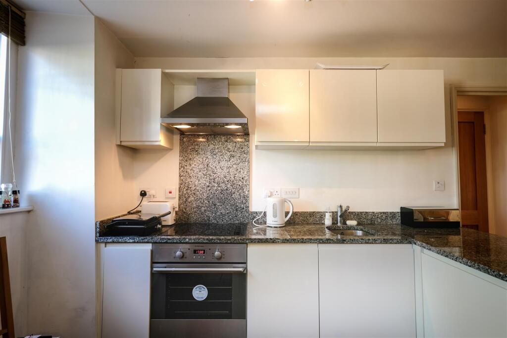 Additional property image - Ladymead House, Walcot Street