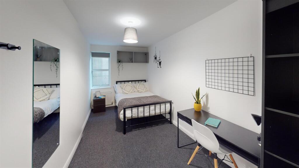 Additional property image - Flat 1A, Canal Bridge