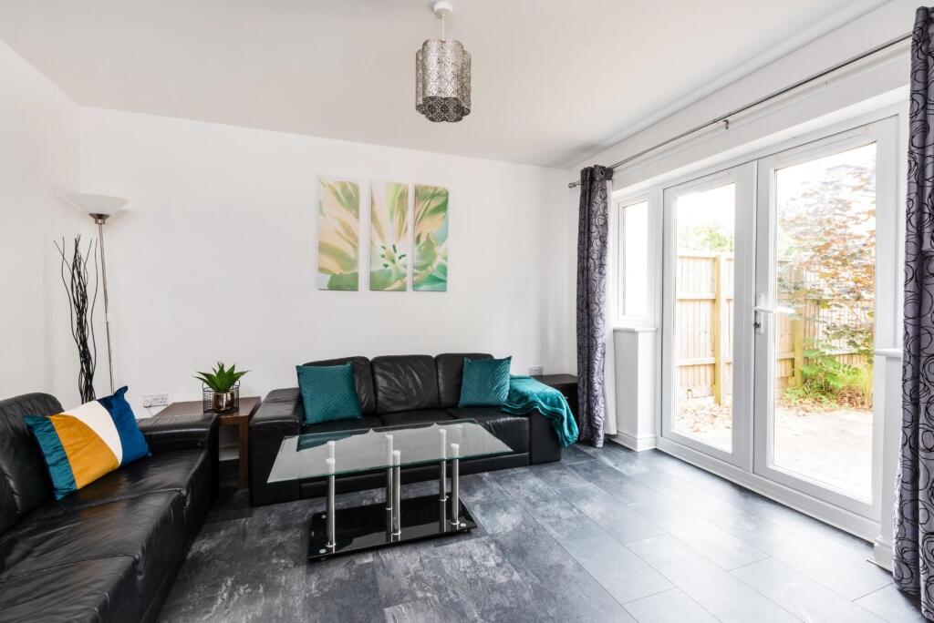 Additional property image - Breachwood View, Bath