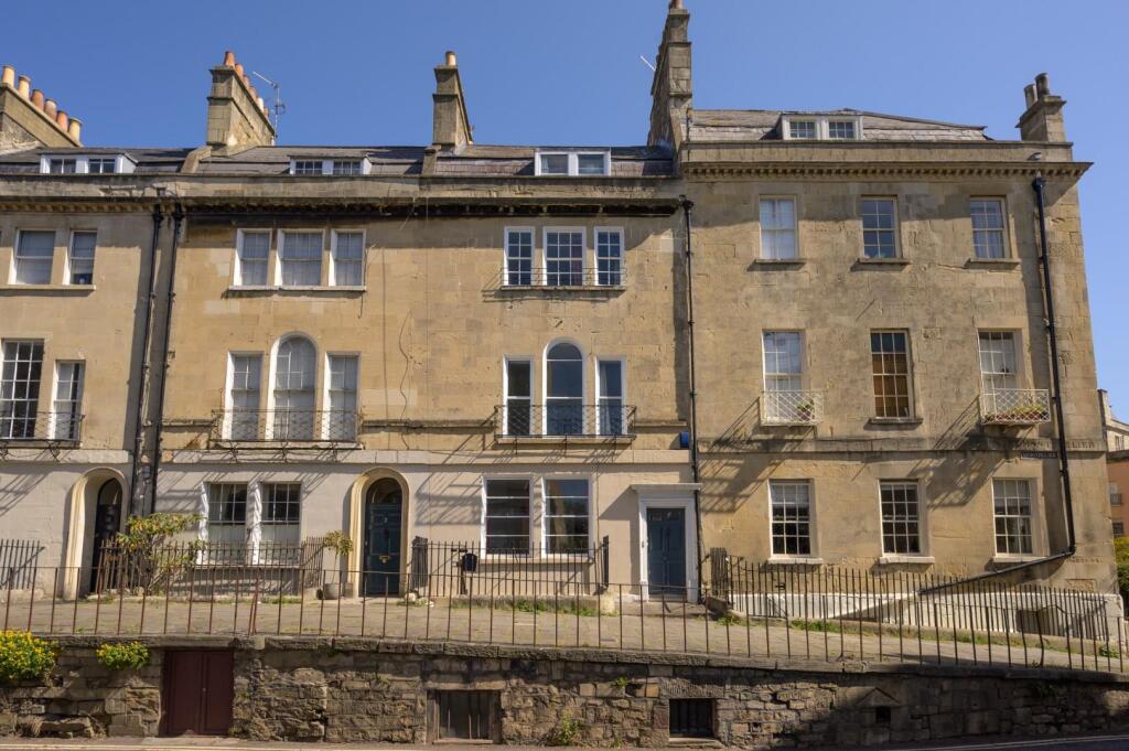 11 bedroom house share