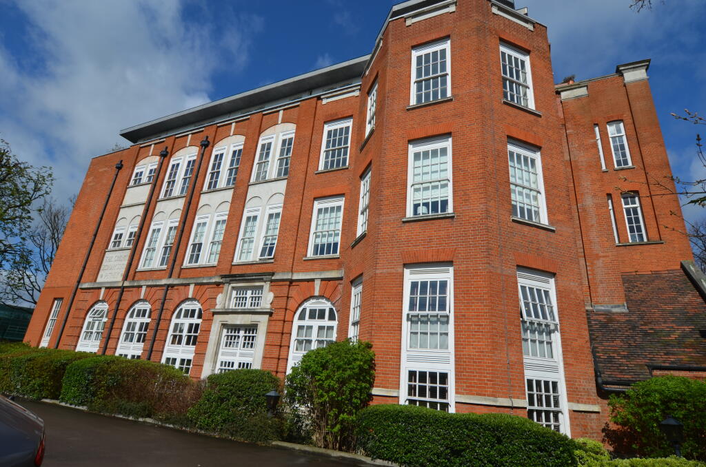 Main image of property: West Hill, London, SW15