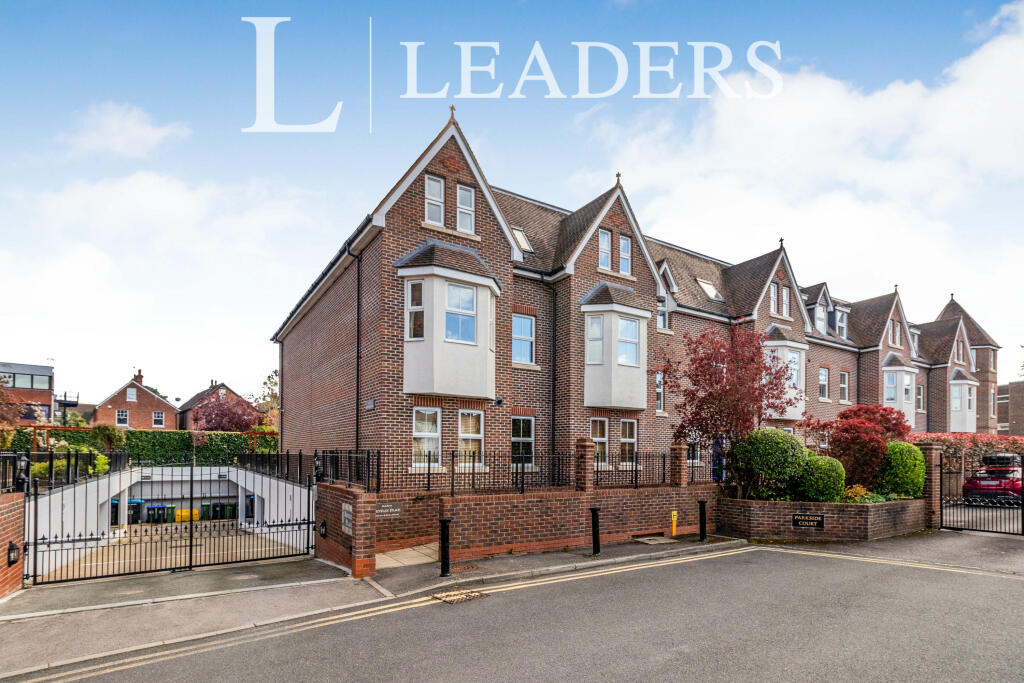 1 bedroom apartment for rent in Baker Street, Weybridge, KT13