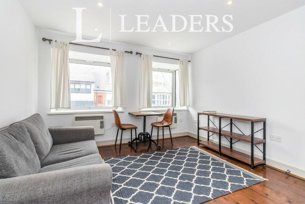 1 bedroom apartment for rent in High Street, Weybridge, KT13