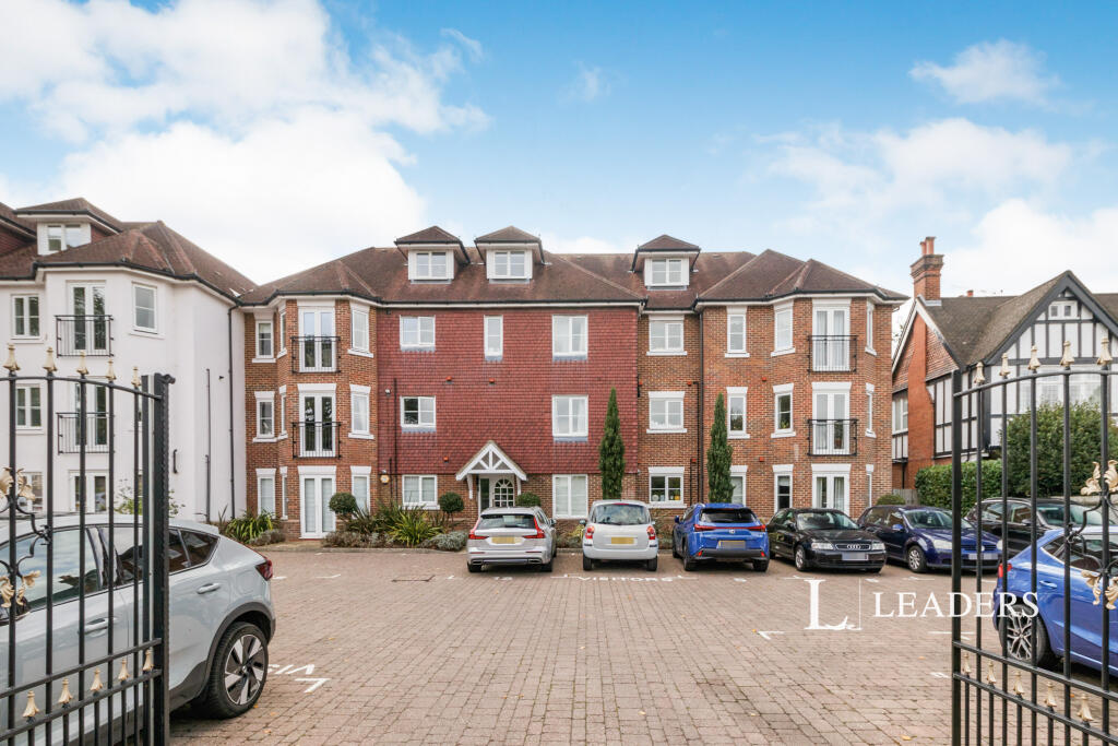 Main image of property: Oatlands, Weybridge 