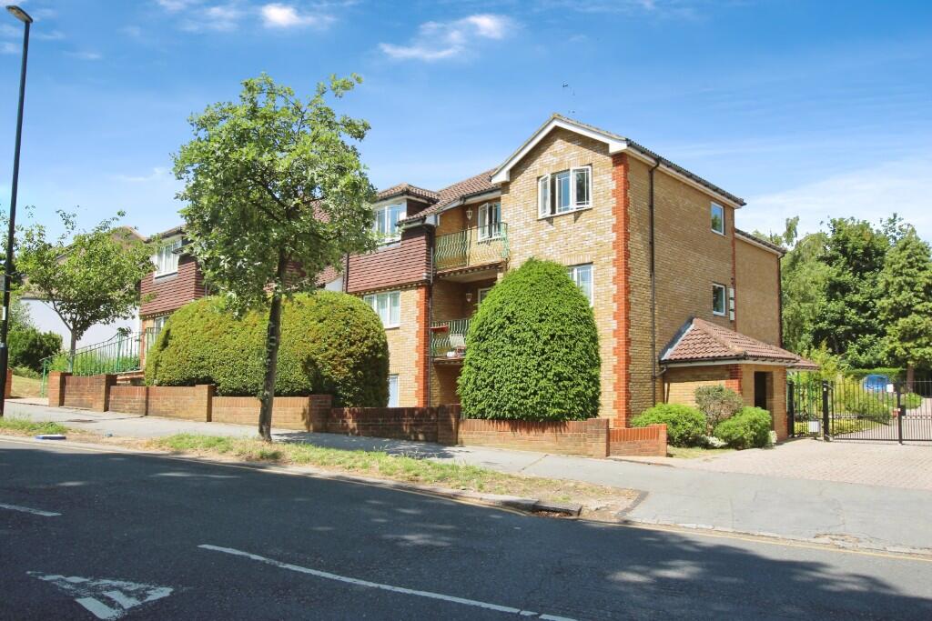 Main image of property: Nottingham Road, Croydon, London, CR2
