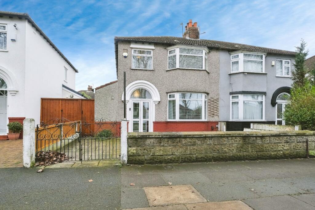 3 bedroom semi detached house for sale in Brodie Avenue Liverpool