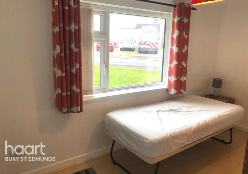 Main image of property: 14 Bury Park Drive, Bury st edmunds