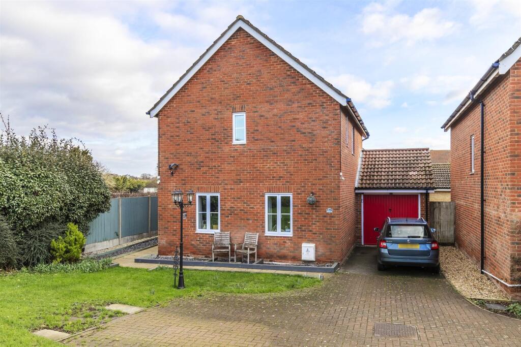 Main image of property: Lower Road, Faversham