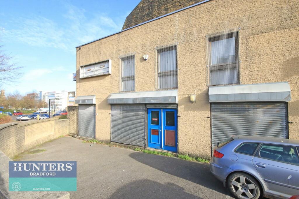 Additional property image - Albion Square, Bradford, West Yorkshire, BD5