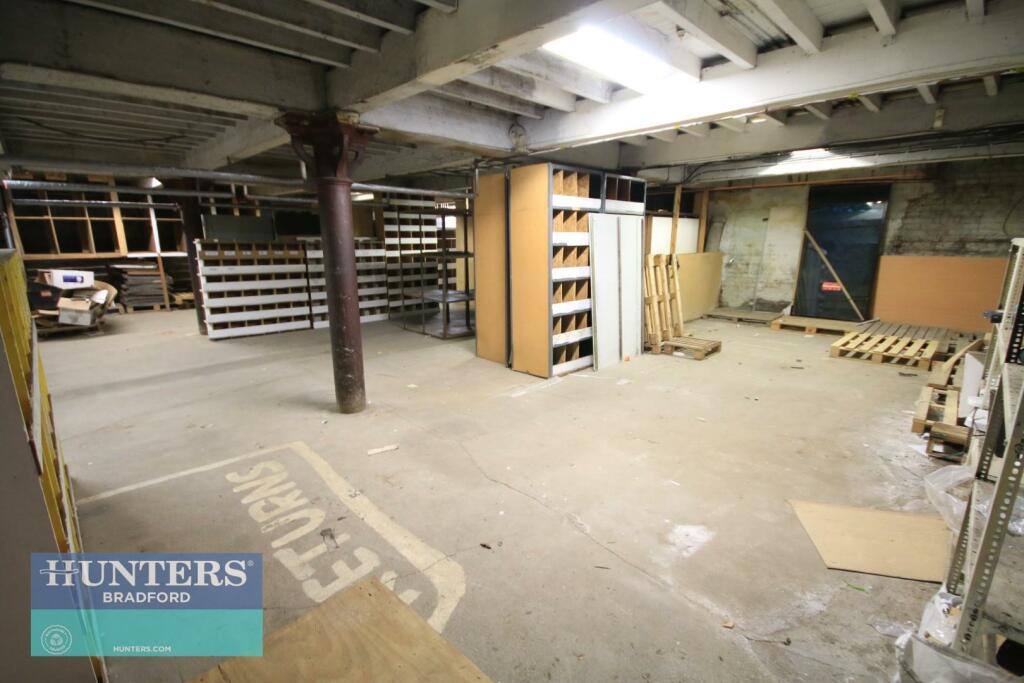 Additional property image - Albion Square, Bradford, West Yorkshire, BD5