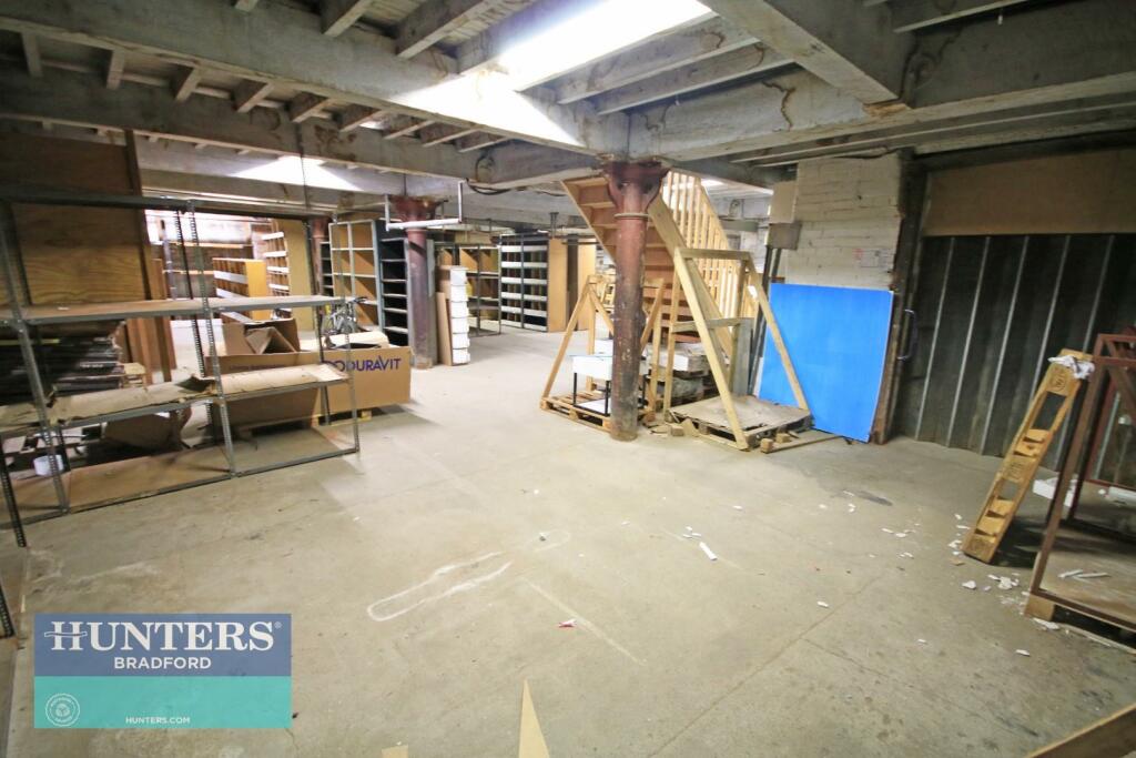 Additional property image - Albion Square, Bradford, West Yorkshire, BD5
