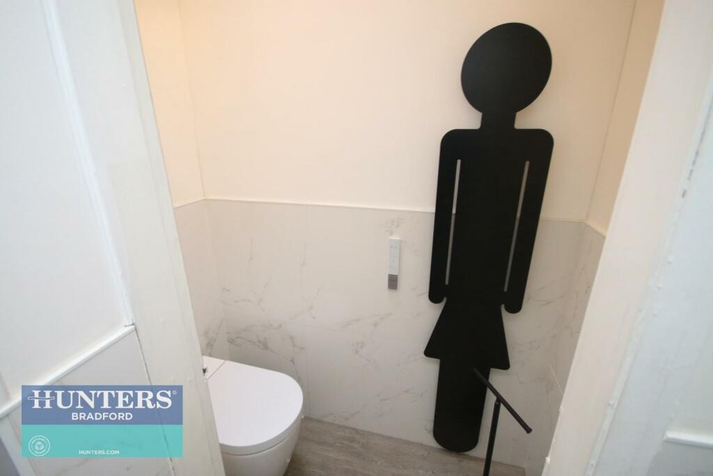Additional property image - Albion Square, Bradford, West Yorkshire, BD5