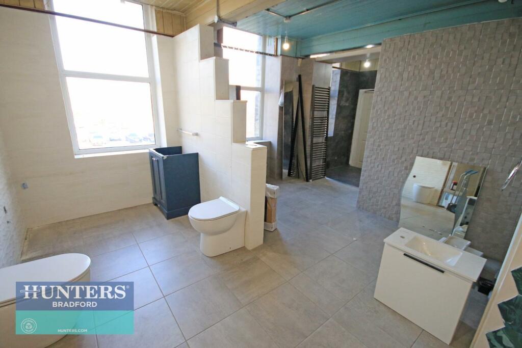 Additional property image - Albion Square, Bradford, West Yorkshire, BD5