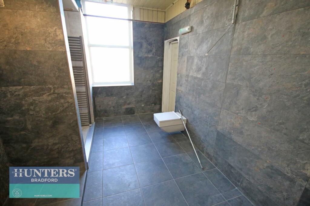 Additional property image - Albion Square, Bradford, West Yorkshire, BD5