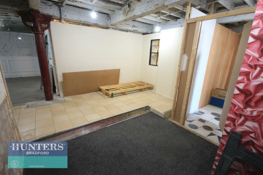 Additional property image - Albion Square, Bradford, West Yorkshire, BD5