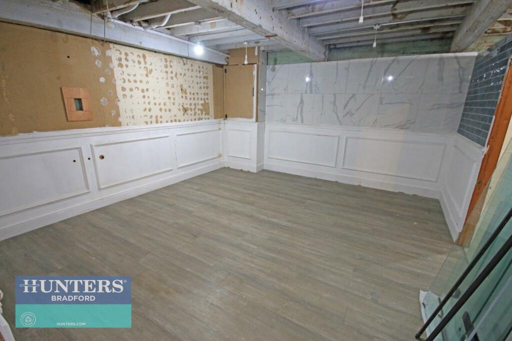 Additional property image - Albion Square, Bradford, West Yorkshire, BD5