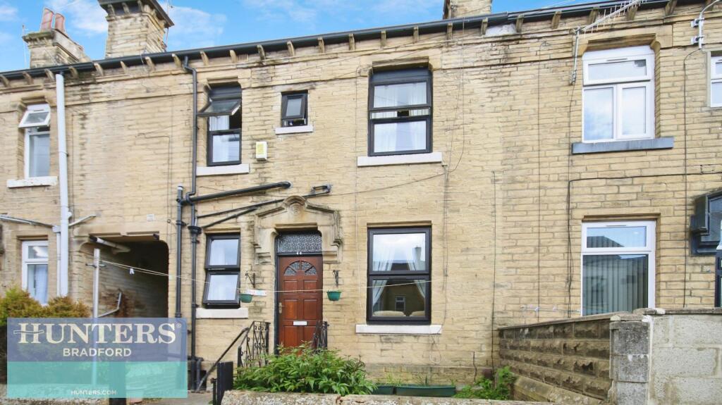 Main image of property: Parkside Road, Bradford, West Yorkshire, BD5