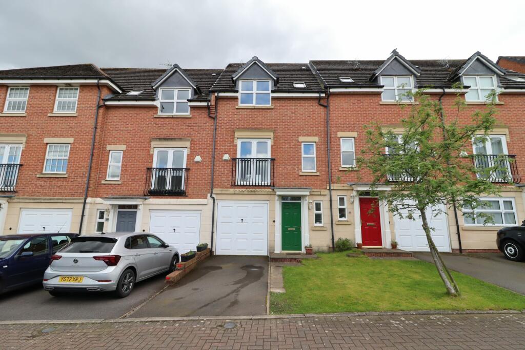 3 bedroom terraced house for sale in Haddon Way, Loughborough, LE11