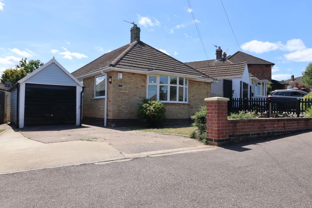 Main image of property: Farndale Drive, Loughborough, LE11