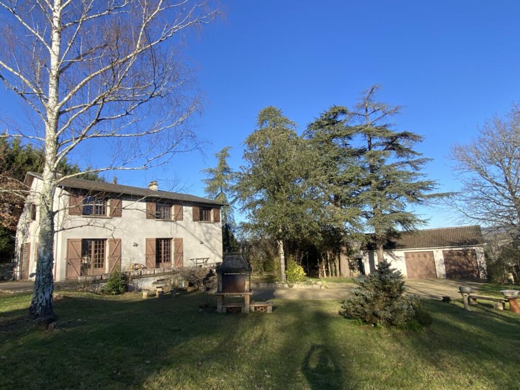 Main image of property: 19130 st-cyr-la-roche