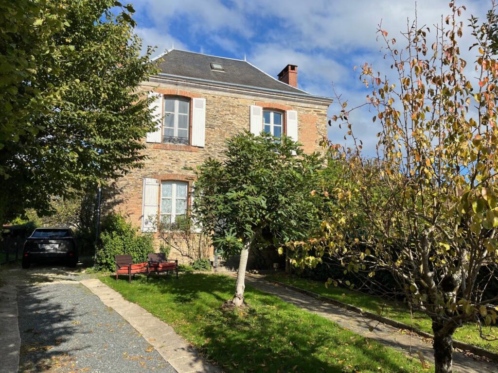 Main image of property: 24630 jumilhac-le-grand
