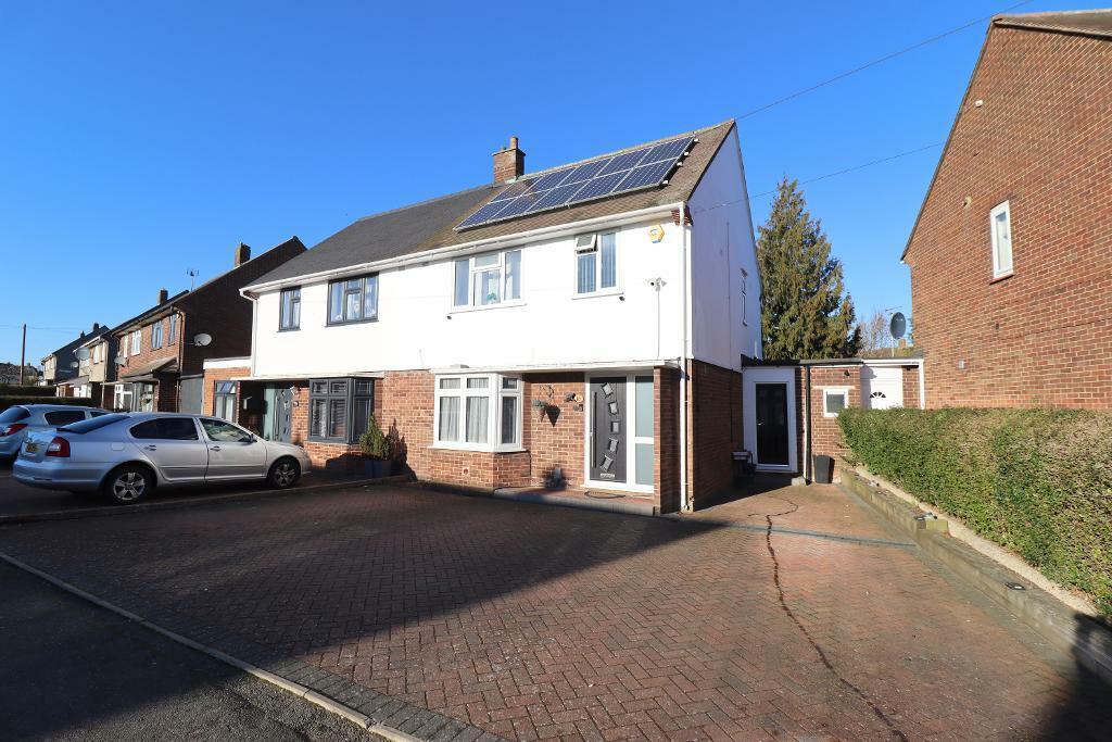 3 bedroom semidetached house for sale in Southdrift Way, Farley Hill