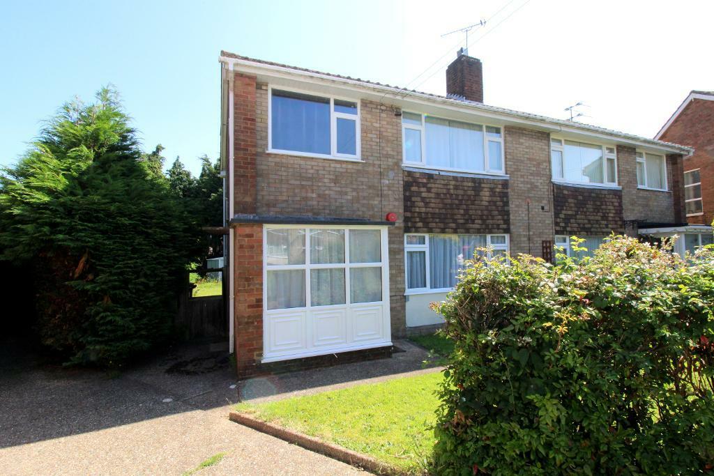 Main image of property: Heywood Drive, Round Green, Luton, Bedfordshire, LU2 7LP