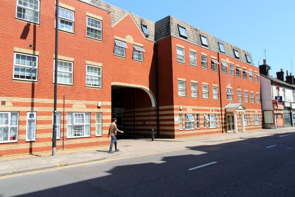 Main image of property: Mill Street, Town Centre, Luton, Bedfordshire, LU1 2NA