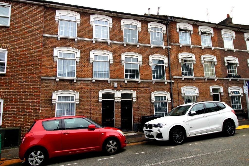 Main image of property: Liverpool Road, Town Centre, Luton, Bedfordshire, LU1 1RS