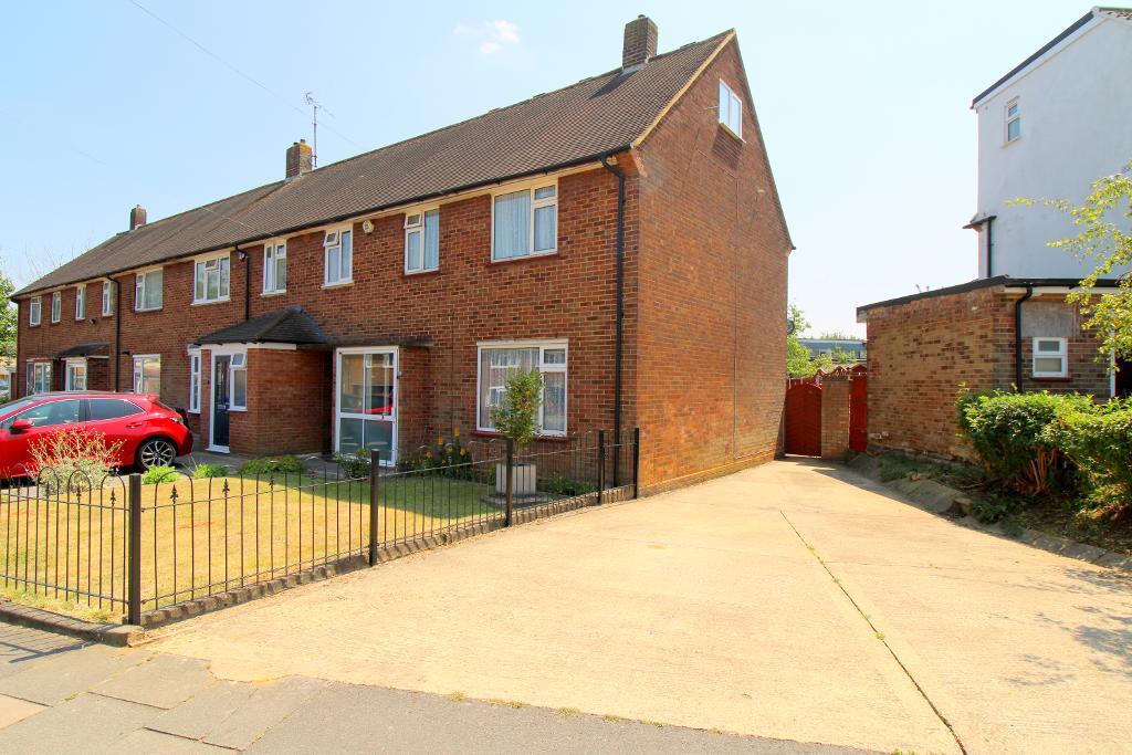 Main image of property: Bolingbroke Road, Farley Hill, Luton, Bedfordshire, LU1 5JD