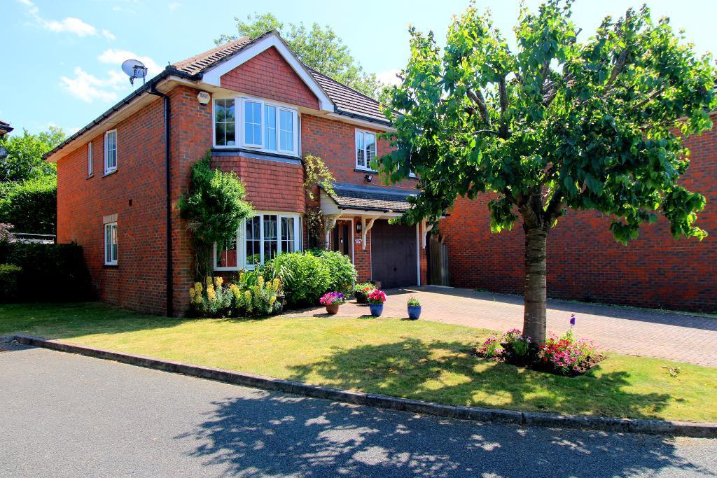 Main image of property: Hatherley Chase, Old Bedford Road Area, Luton, Bedfordshire, LU2 7FD