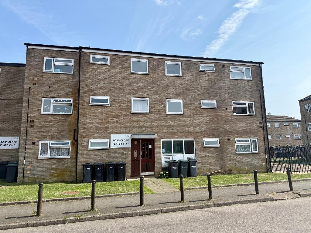 Main image of property: Ross Close, Farley Hill, Luton, Bedfordshire, LU1 5RB
