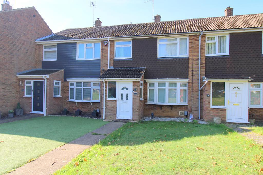 Main image of property: Plumpton close, Stopsley, Luton, Bedfordshire, LU2 8JU