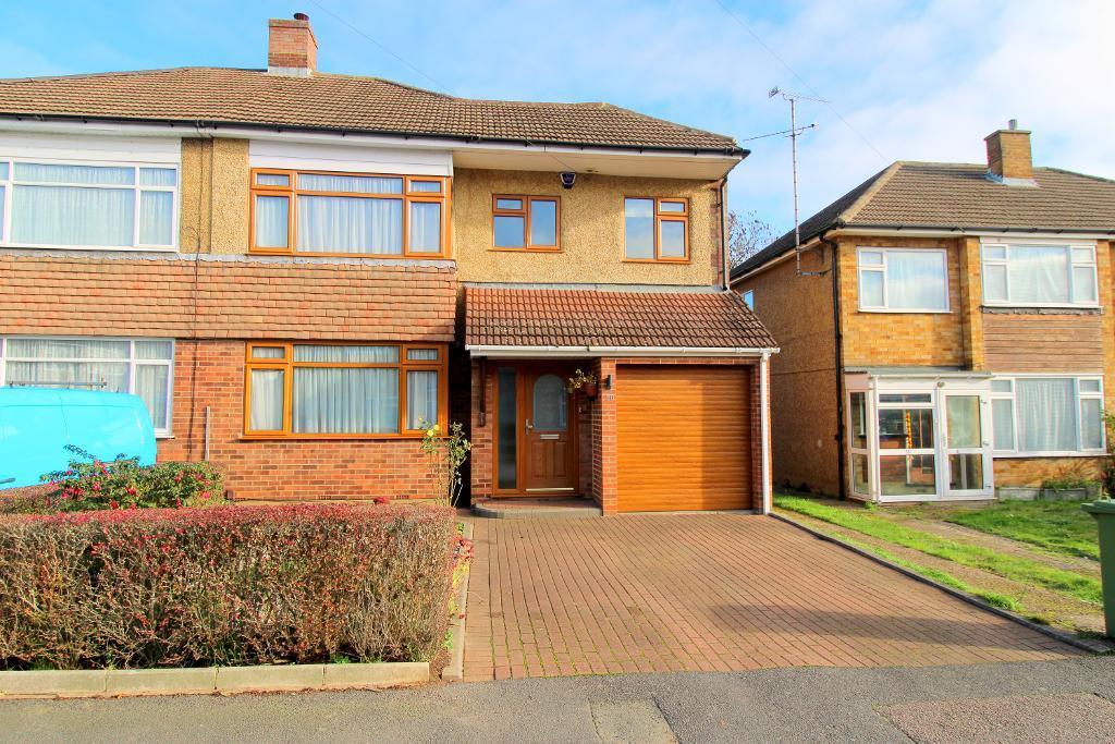 Main image of property: Langford Drive, Stopsley, Luton, Bedfordshire, LU2 9AJ